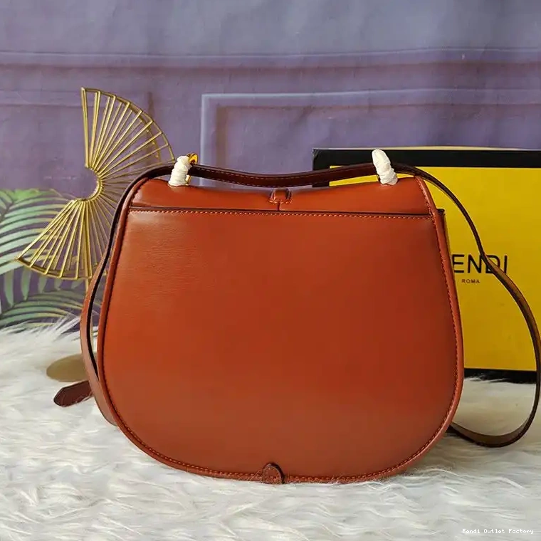 Vintage HOT In Medium Fendi Brown Calf C'mon Leather Bag 0614